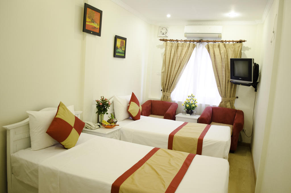 Hanoi Blue Moon Hotel Exterior photo