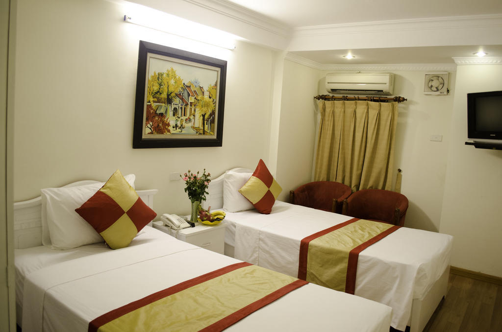 Hanoi Blue Moon Hotel Exterior photo